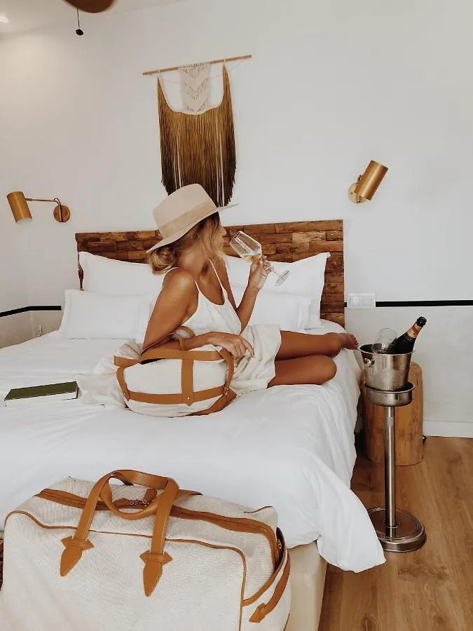 Mikasa Ibiza Boutique Hotel Adults Only 2*, Ibiza Town